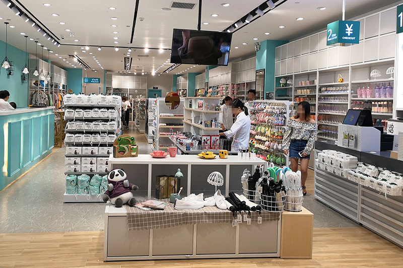 精品店貨架，精品店陳列架，飾品貨架，展示貨架，大唐展示貨架，北歐風(fēng)貨架，三元店貨架