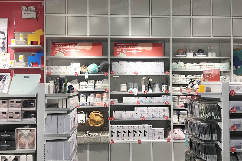 清遠(yuǎn)精品店貨架，NOME貨架，諾米陳列架，大唐展示貨架，北歐風(fēng)貨架，三元店貨架