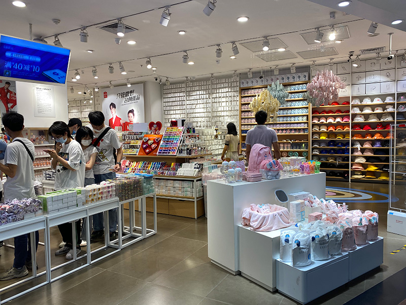 天河優(yōu)品展示架,定制精品貨架展示架,百貨精品貨架