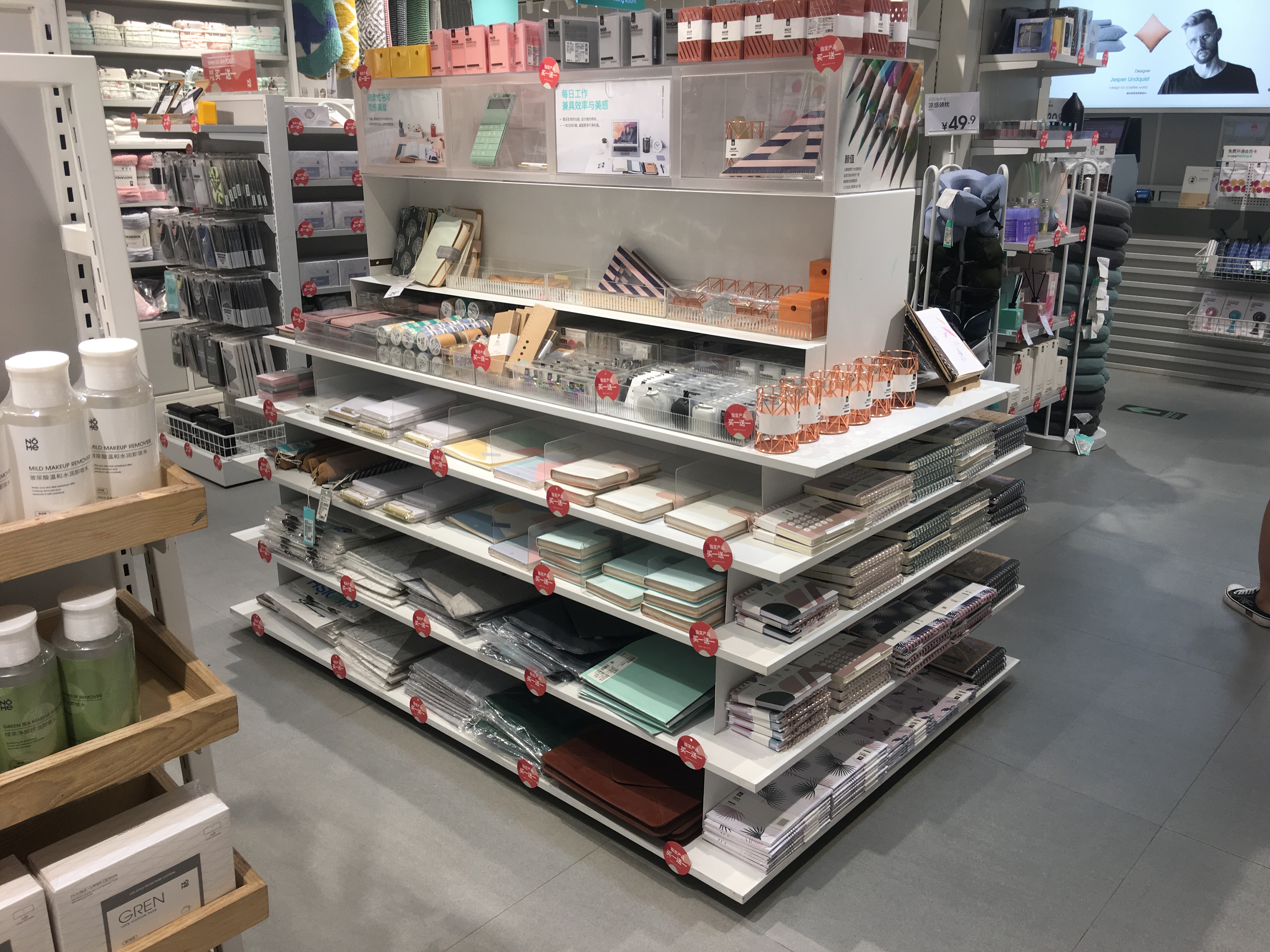 臨夏回族精品百貨貨架,小商品展示架,家居百貨展示架子