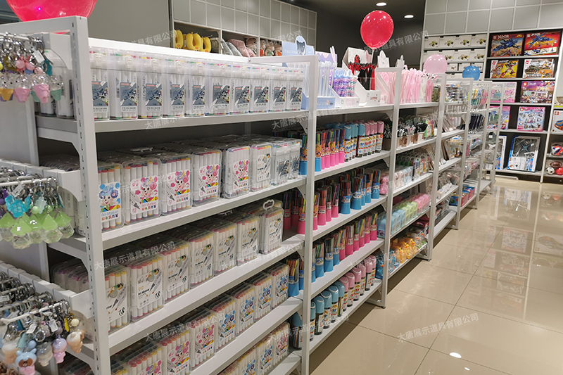 精品店貨架，諾米貨架，NOME陳列架，北歐風(fēng)貨架，大唐展示貨架，三元店貨架