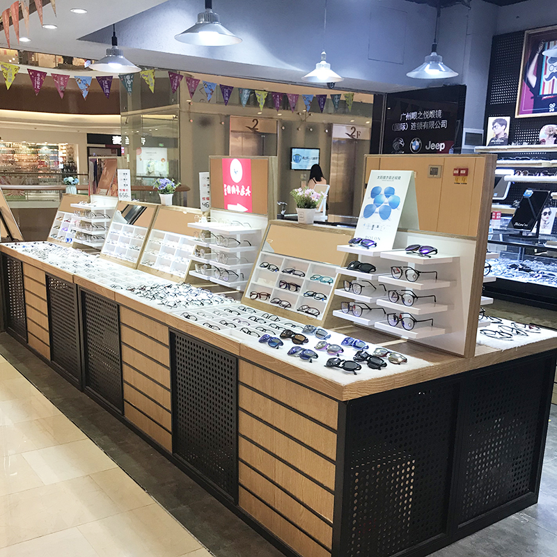 湖北伶俐實(shí)體店貨架